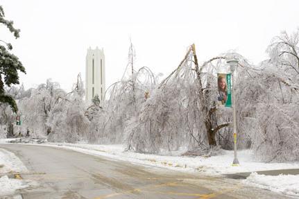 2007 Ice Storm at Northwest 17